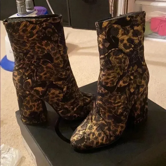 ⭐️ ASH boots⭐️
