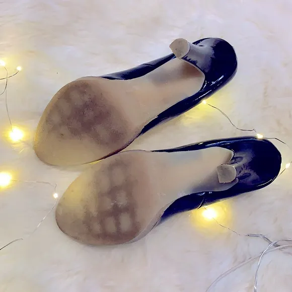 » Chinese Laundry « Sexy Black Patent Leather Pumps, Round-Toe Rubber Soles, 9M