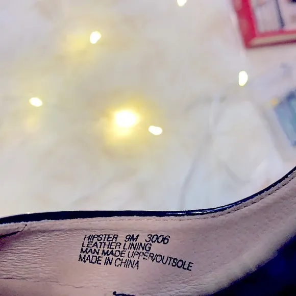 » Chinese Laundry « Sexy Black Patent Leather Pumps, Round-Toe Rubber Soles, 9M