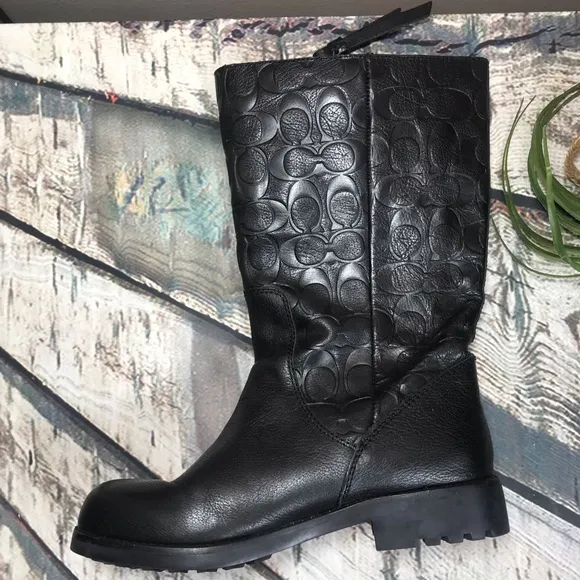 🍀🌸 Coach Black Valentine Leather Boots🌸🍀
