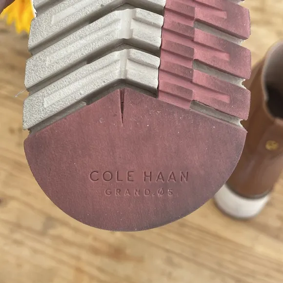 🎉 COLE HAAN ZERO-GRAND WATERPROOF BOOTS‼️
