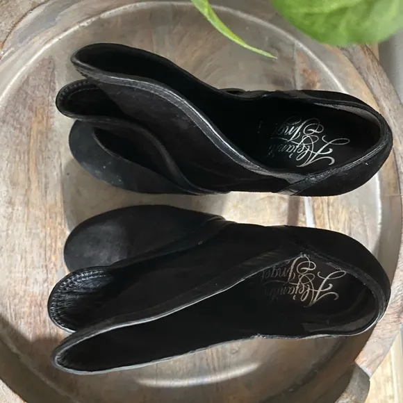 ♣️ Lady Gaga Vibes ♠️ Alejandro Ingelmo Black Suede Heels (6/36.5) Vero Cuoio