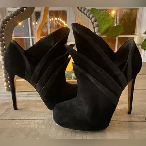 ♣️ Lady Gaga Vibes ♠️ Alejandro Ingelmo Black Suede Heels (6/36.5) Vero Cuoio