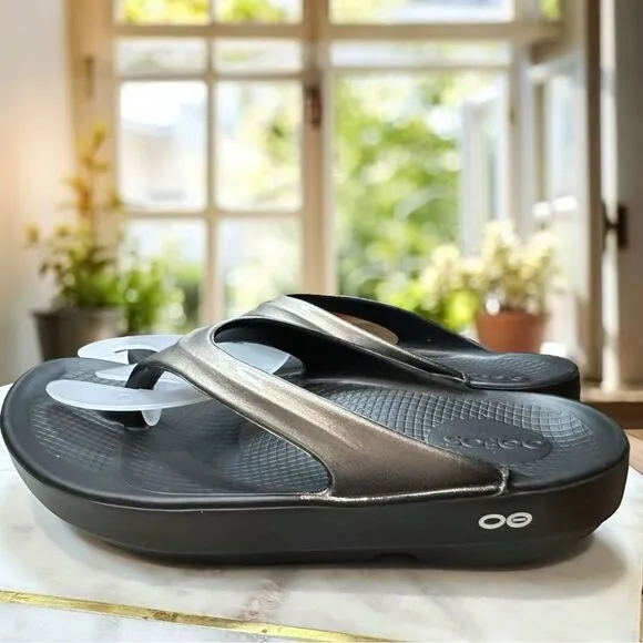 🔥 OOFOS OOLALA Luxe Recovery Calypso Sandal Fipflop Size 6 EU 37