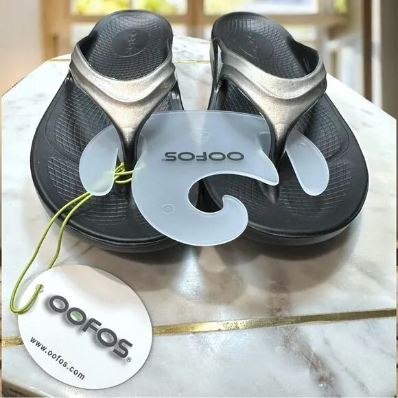 🔥 OOFOS OOLALA Luxe Recovery Calypso Sandal Fipflop Size 6 EU 37
