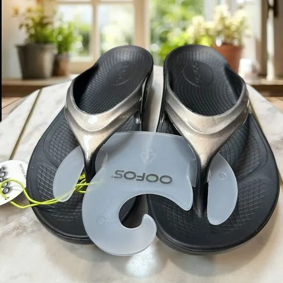 🔥 OOFOS OOLALA Luxe Recovery Calypso Sandal Fipflop Size 6 EU 37