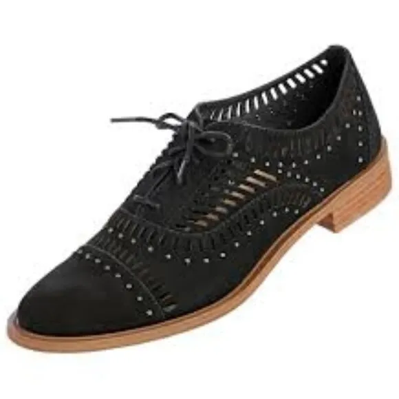 🎁 Vince Camuto Ballari Studded Oxford Shoes