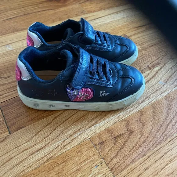 2 girls shoes size 29 geox sneaker and naturino mary jane