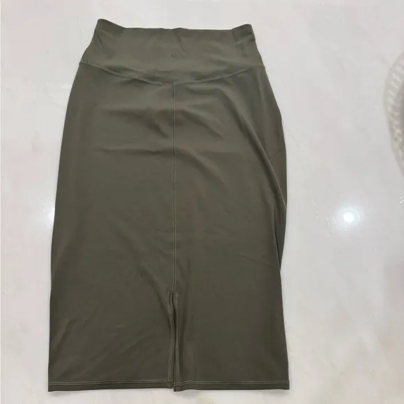 2- Lululemon Nulu High Rose Slim fit midi skirts. Size 10