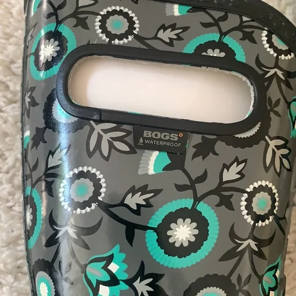75. New BOGS Kid’s Floral Waterproof Rain Boots