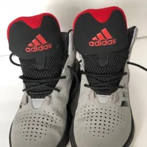 Adidas Boy’s cross 2016 mid-top basketball shoes