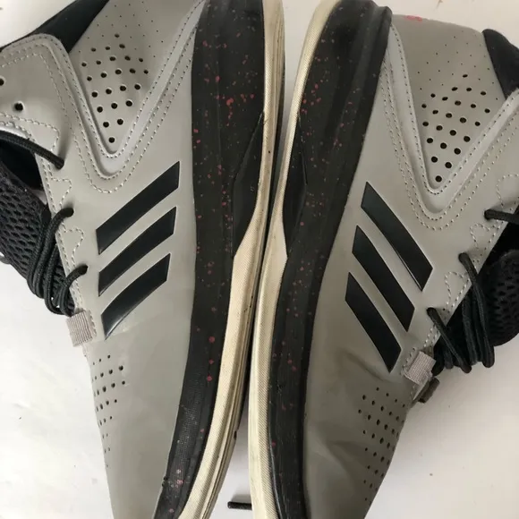 Adidas Boy’s cross 2016 mid-top basketball shoes