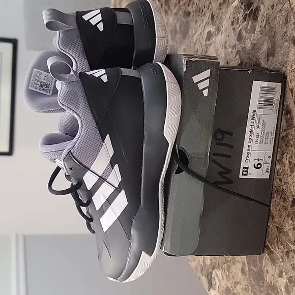Adidas Cross Em Up Select J Wide Youth Black and Gray Sneakers Sz 6.5