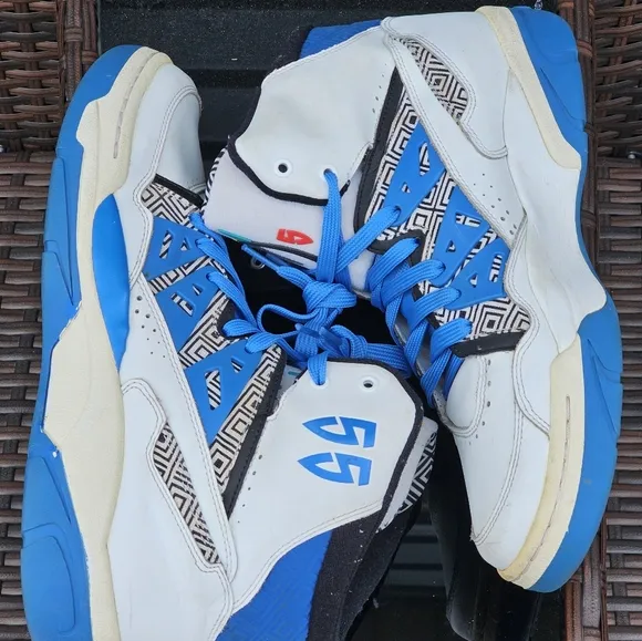 Adidas Dikembe Mutombo White Blue Black Basketball Shoes - G99903 Men's Size 11