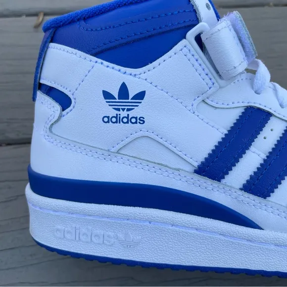 adidas Forum Mid Sneaker white and blue shoes size 4