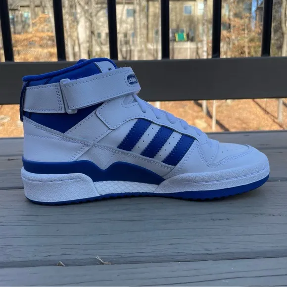 adidas Forum Mid Sneaker white and blue shoes size 4