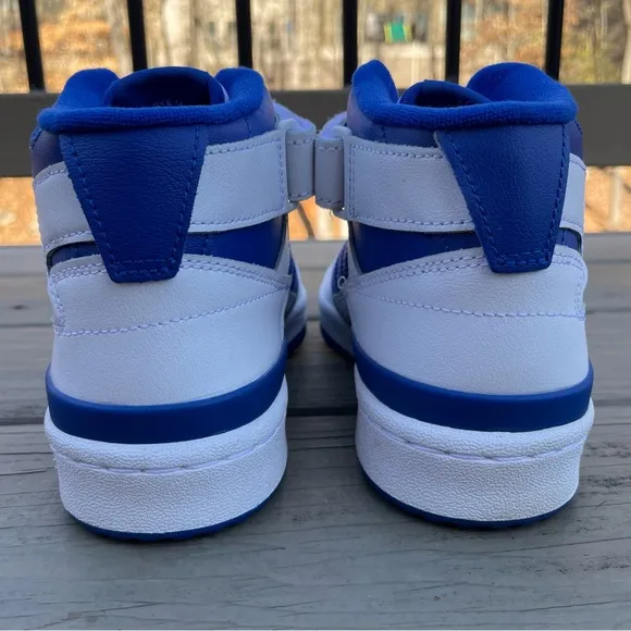 adidas Forum Mid Sneaker white and blue shoes size 4