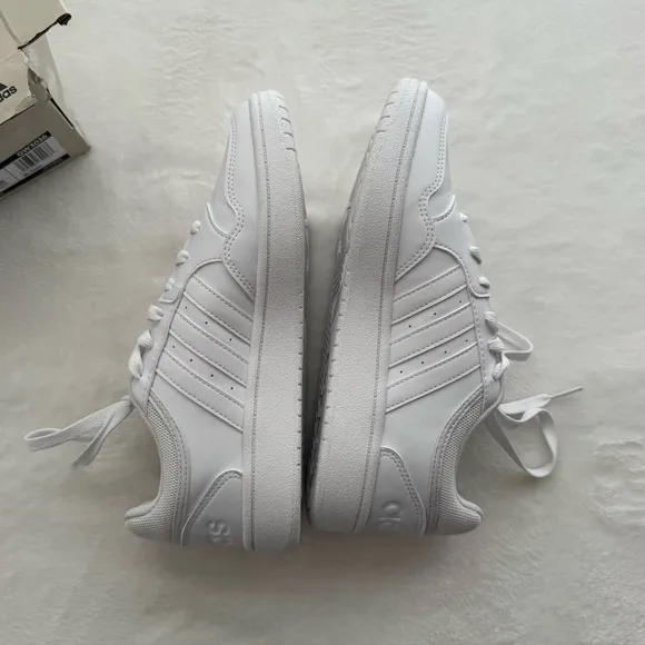 Adidas Hoops 3.0 White Sneakers in Size 7 New In Box