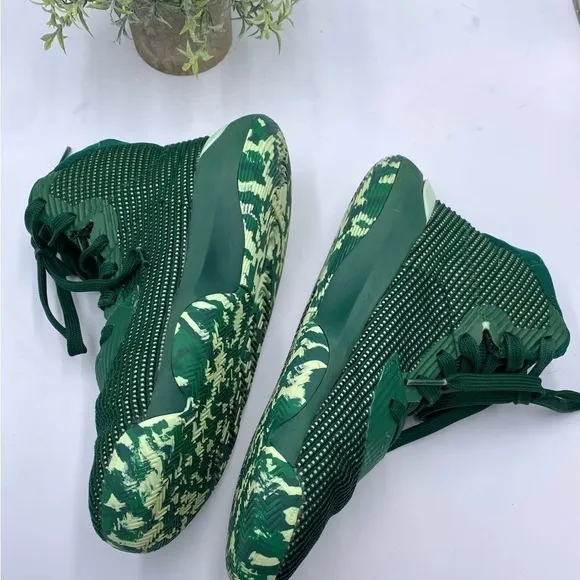 Adidas mens Green Pro Bounce 2019 Basketball sneakers  Size 7 ART G26168 wom 8.5