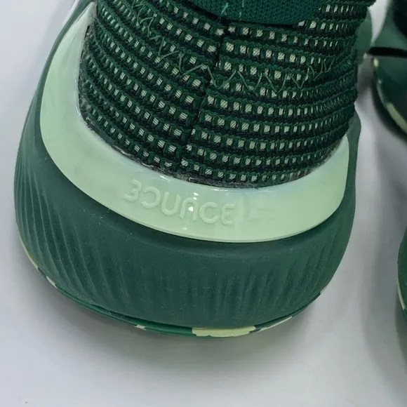 Adidas mens Green Pro Bounce 2019 Basketball sneakers  Size 7 ART G26168 wom 8.5
