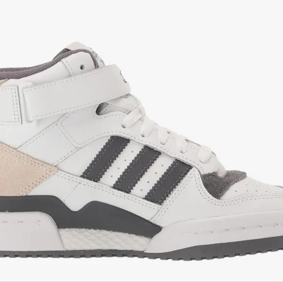 adidas Originals  Forum Mid Sneaker Mens7.5/Women8.5 new