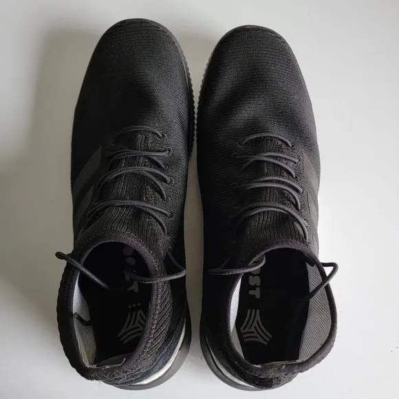 Adidas‎ Predator Tango 18.1 TR Black Knit White Shoes DB2062 Mens Size 13.5 Gym