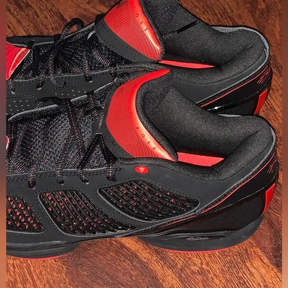 Adidas rose size 11