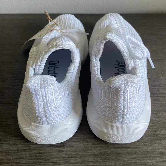 Adidas “Swift Run C” gym shoes new in-box