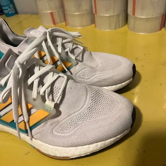 Adidas ULTRABoost 22 White Orange Mint Rare Gym Men Running Shoes GX5463 - US 11