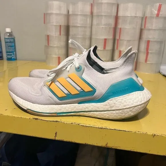 Adidas ULTRABoost 22 White Orange Mint Rare Gym Men Running Shoes GX5463 - US 11