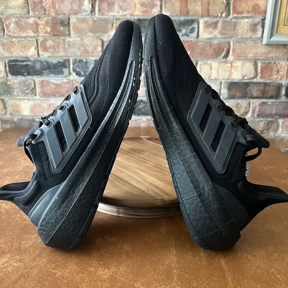 Adidas Ultraboost Light Comfort Black Shoes Sneakers Men’s Size 12.5