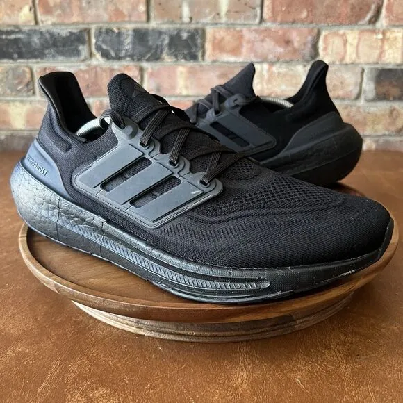 Adidas Ultraboost Light Comfort Black Shoes Sneakers Men’s Size 12.5