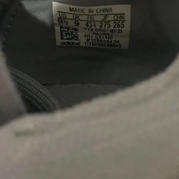 Adidas Ultraboost 22 Men’s Athletic Running Gym Shoes Size 9.5 Gray