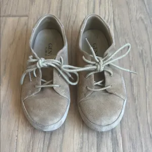 Age of Innocence Gents Leo Beige Suede Shoes US 11 / EU 28