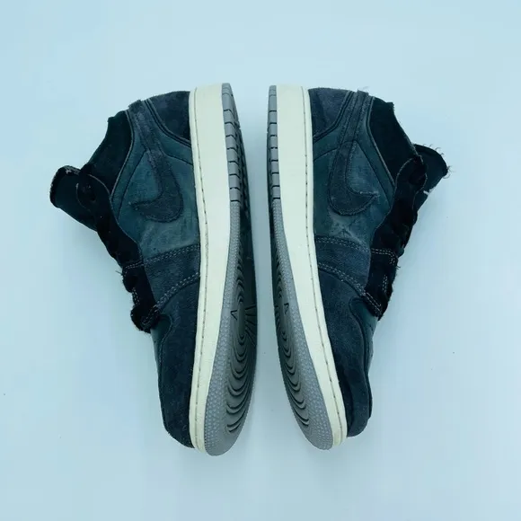 AIR JORDAN 1 LOW SE CRAFT GRADE SCHOOL LIFESTYLE SHOES