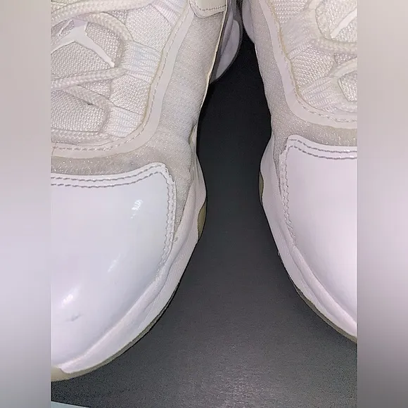 AIR JORDAN 11 | Retro | “White University Blue” low top basketball shoes