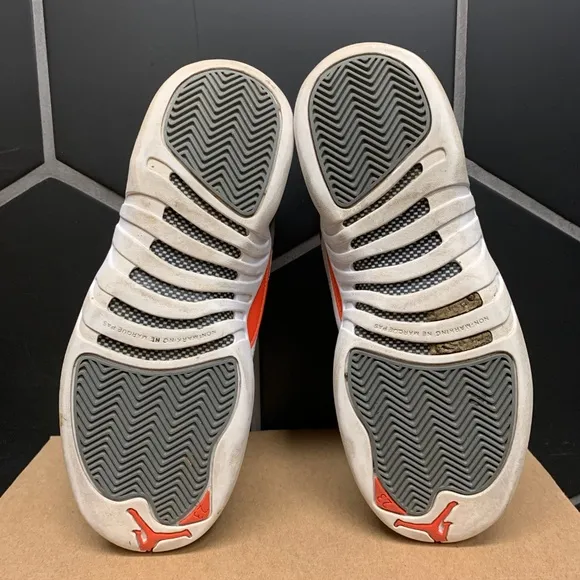 Air Jordan 12 GS Cool Grey Sneakers Size 6 Youth