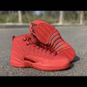 Air Jordan 12 Retro Gym Read Man Shoes Size 9