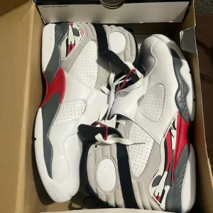Air Jordan Nike Retro 8 Bugs Bunny Vintage