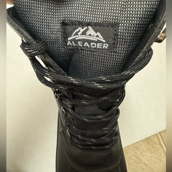 Aleader Men’s Waterproof Winter Snow Boots Thinsulate Size 11