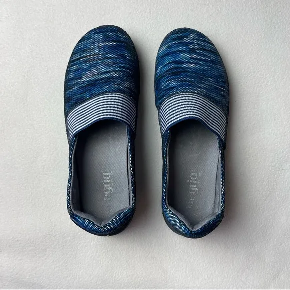 Alegria Blue Sparkle Striped Slip-On Comfort Slip-Resistant Flat Shoes Size 40