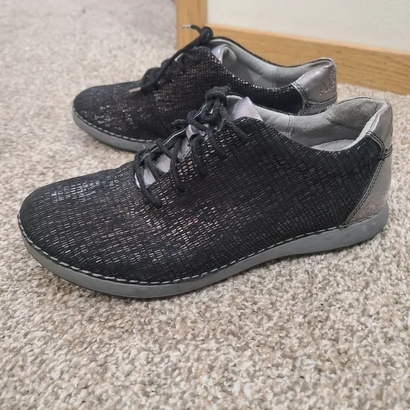 Alegria Essence Pewter Finery orthopedic comfort metallic leather sneakers
