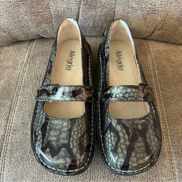 Alegria Feliz Snakeskin Patent Leather Mary Jane Shoes