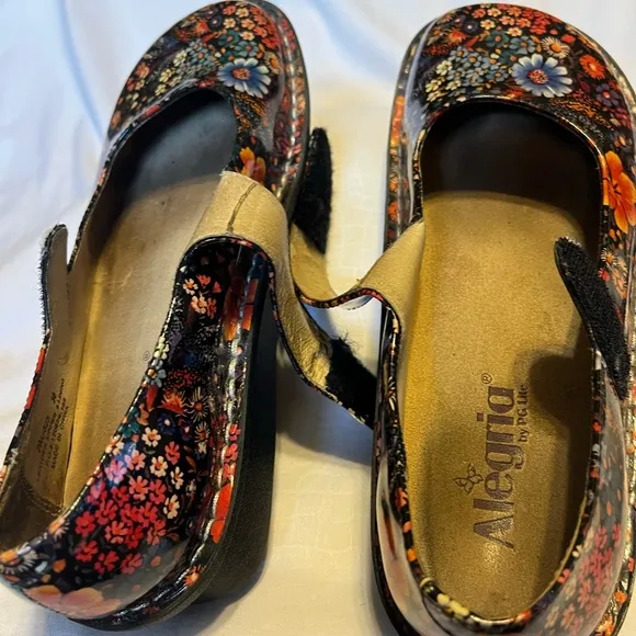Alegria Paloma Midnight Garden Mary Janes - Size 8
