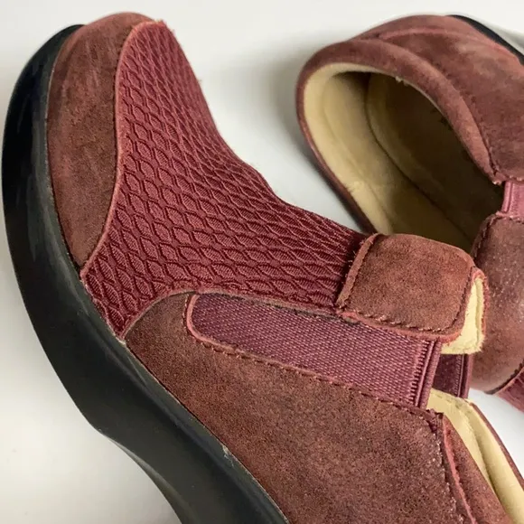 Alegria PG Lite Wine Patterned Fabric Leather Slip On Shoes Size 39
