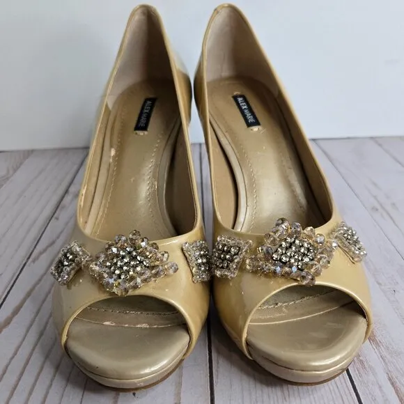 Alex Marie Women's Patent leather open toe dress pumps w/ Tan with Jewels sz 8.5