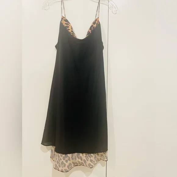 Alice   Olivia draped slip leopard print mini dress sz 6