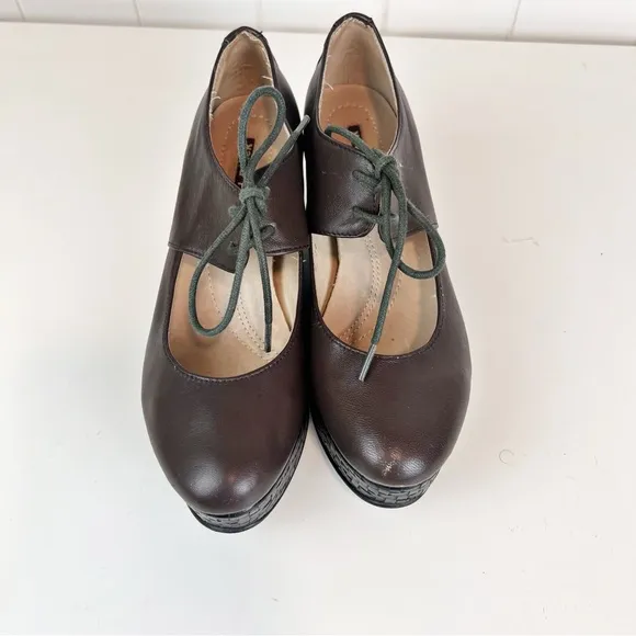 All Black Footwear Platform Lace up Mary Janes Brown Woven Embossed Size 38