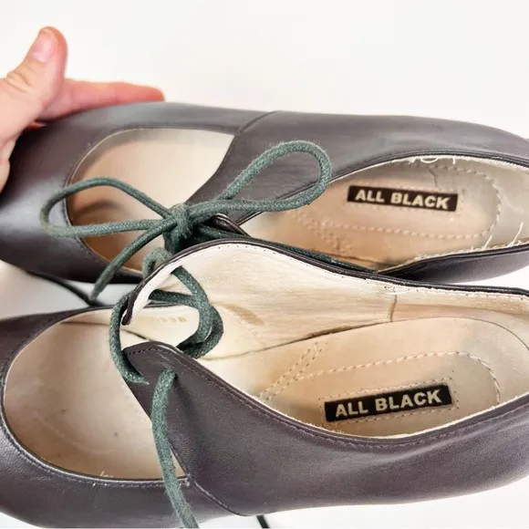 All Black Footwear Platform Lace up Mary Janes Brown Woven Embossed Size 38