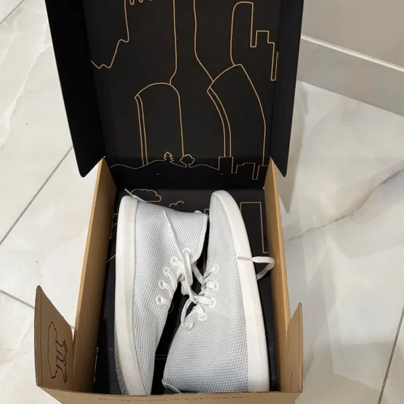 Allbirds Tree Toppers Lightweight Classic Casual Lifestyle Lace High Top Sneaker